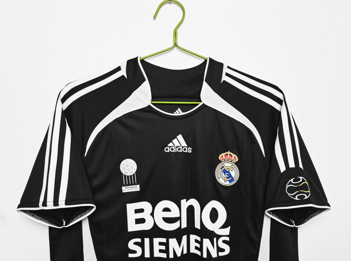 Real Madrid 2006/07 Extérieur