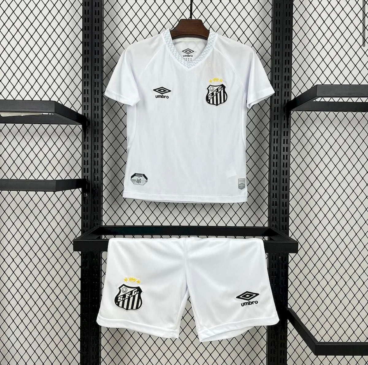 Kits Enfant Santos 2025/26 Extérieur