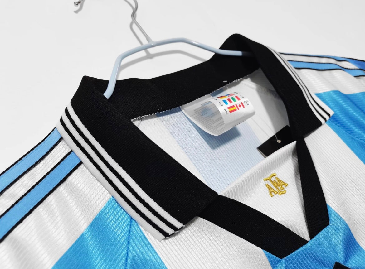 Argentine 1998 Domicile